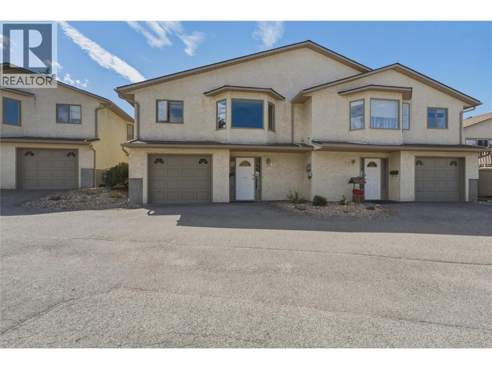 3850 Argyle Avenue Unit# 15