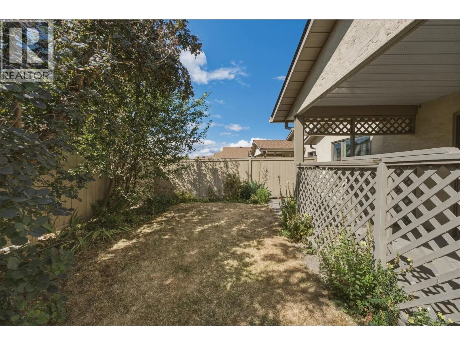3850 Argyle Avenue Unit# 15