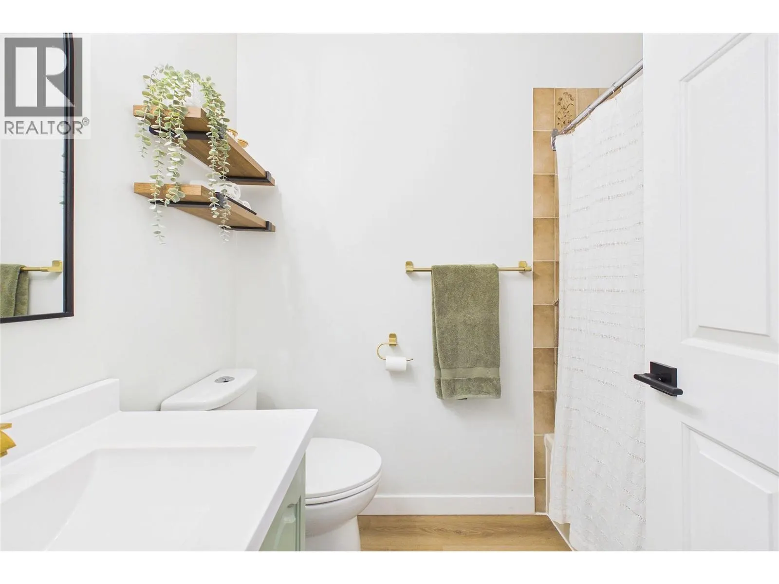 1995 Burtch Road Unit# 162