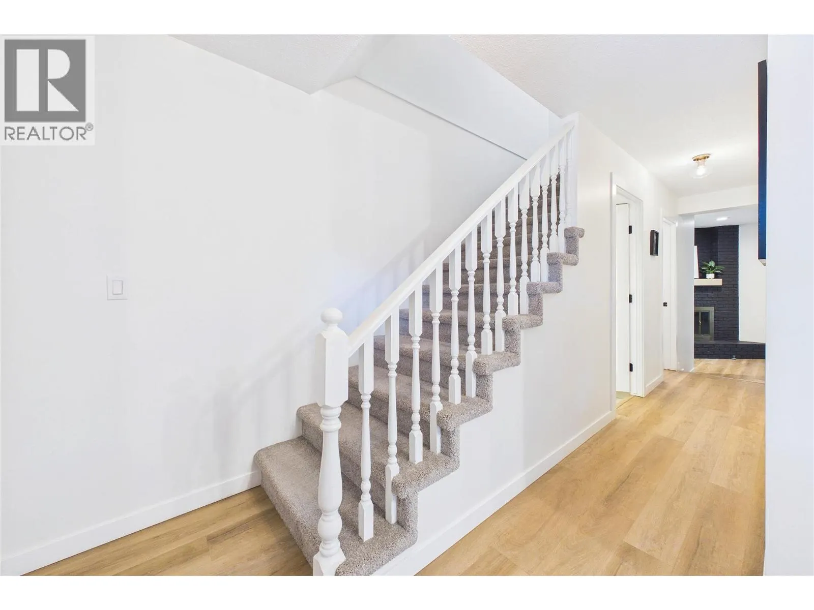 1995 Burtch Road Unit# 162