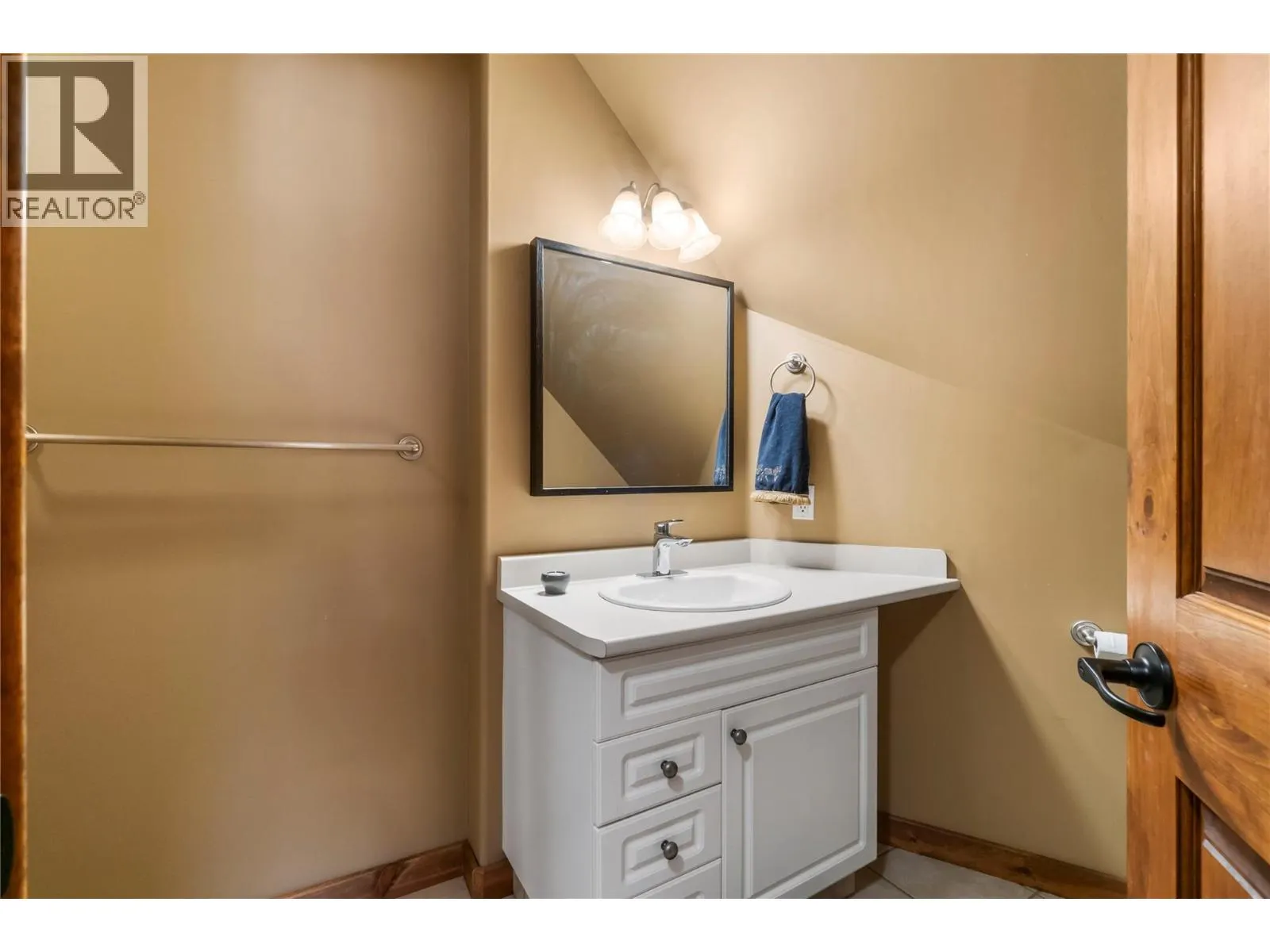 1171 Dieppe Road Unit# 6