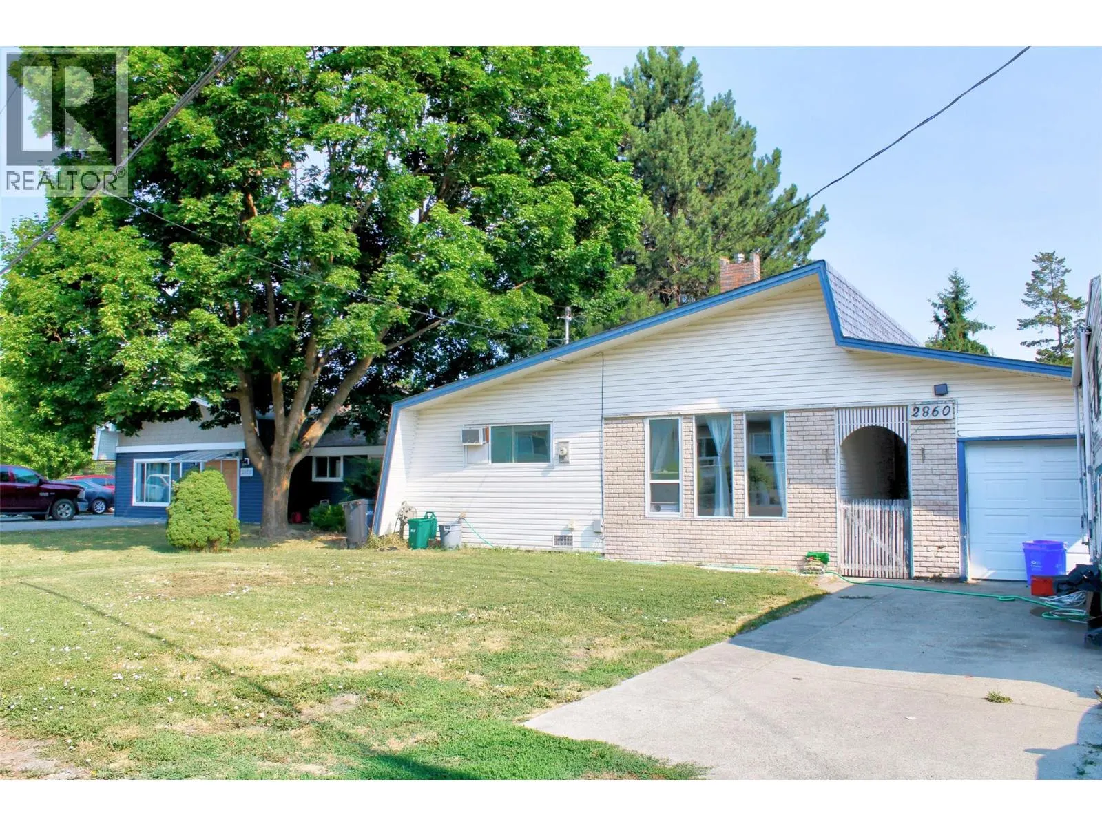 2860 Willowdale Drive
