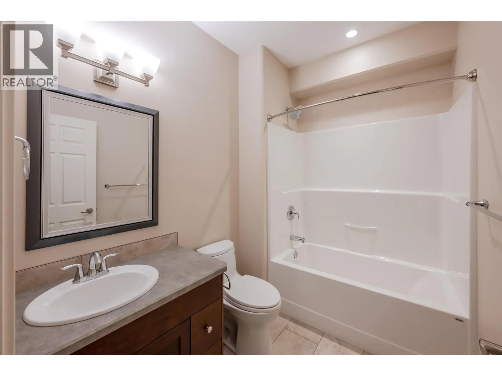 6833 Meadows Drive Unit# 34