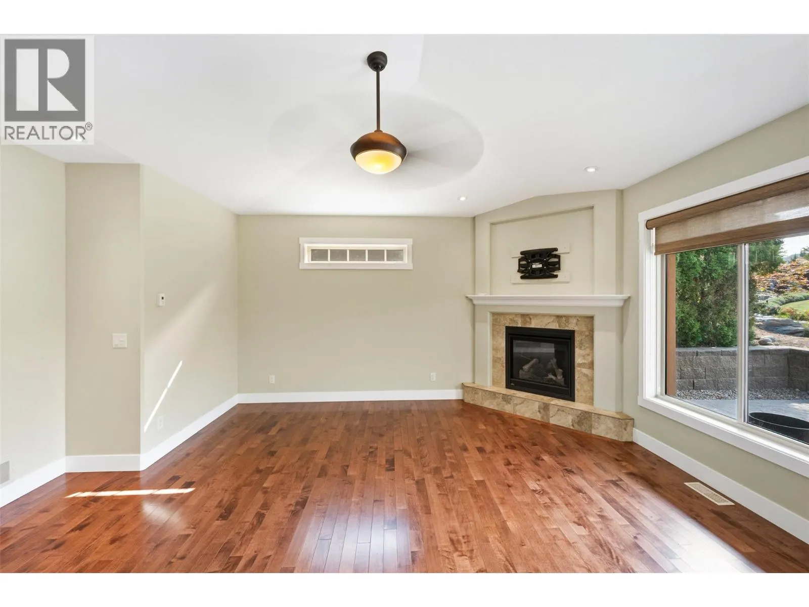 6833 Meadows Drive Unit# 34