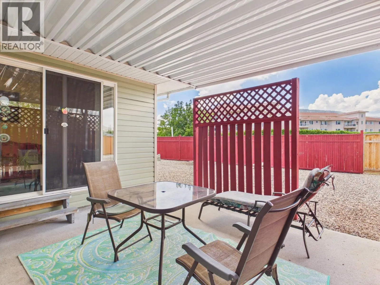 14 Poplar Court