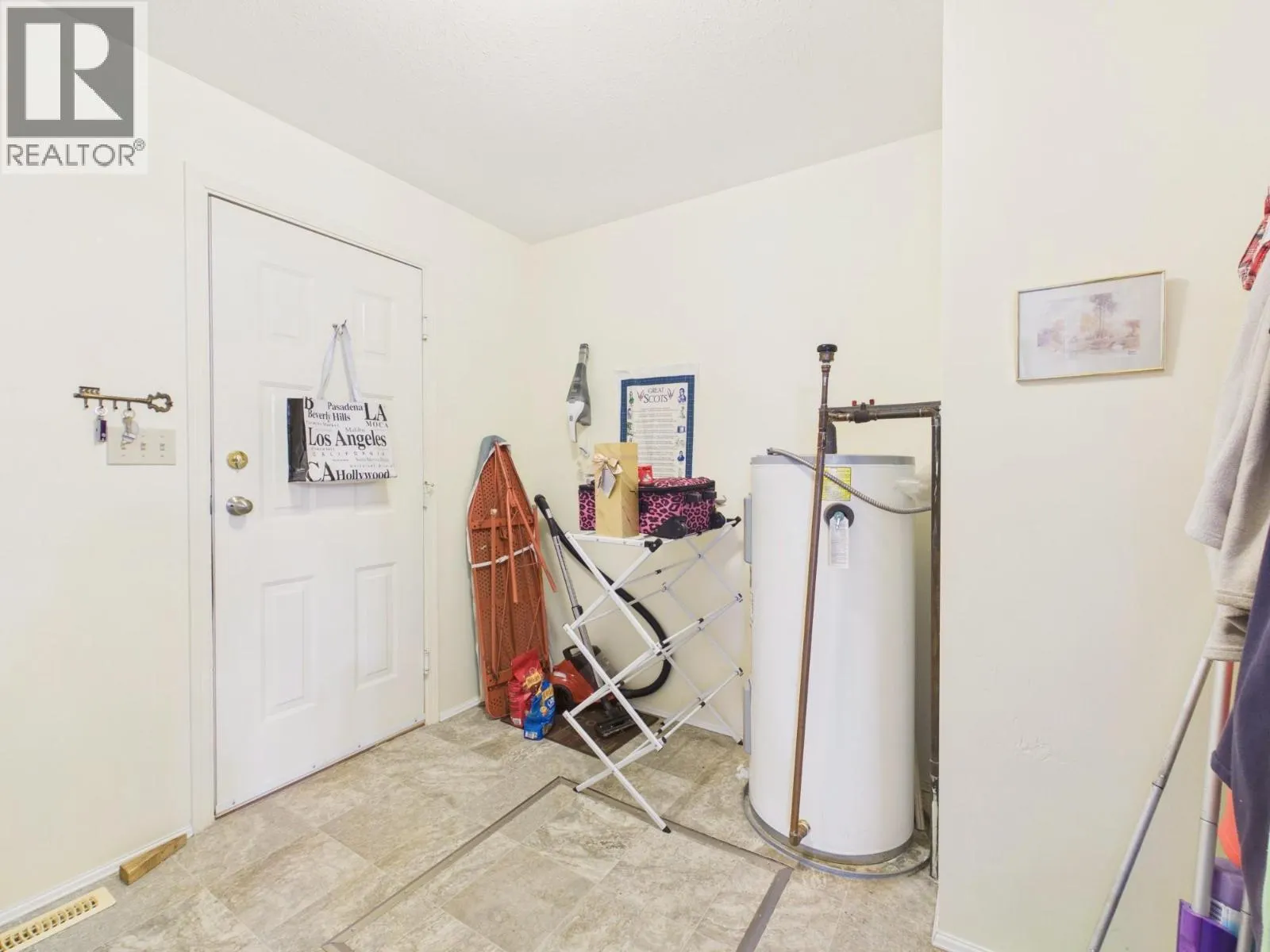 14 Poplar Court
