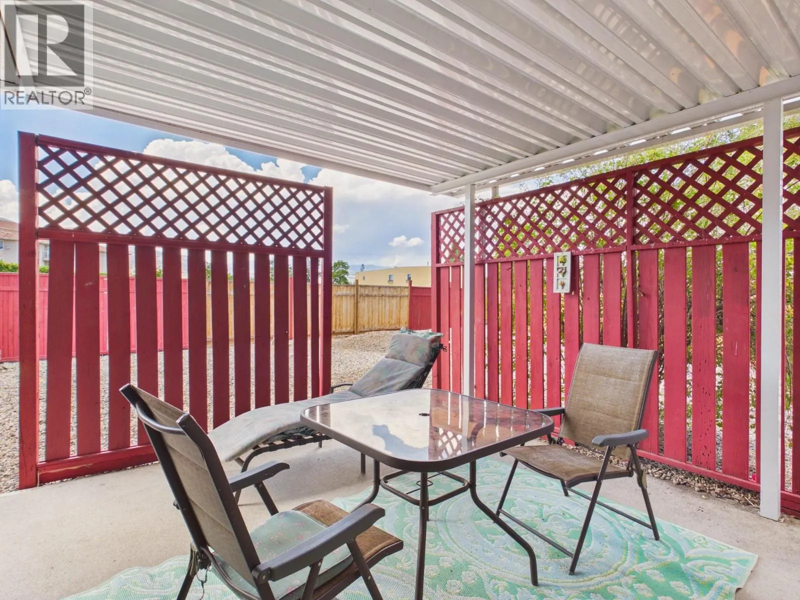 14 Poplar Court