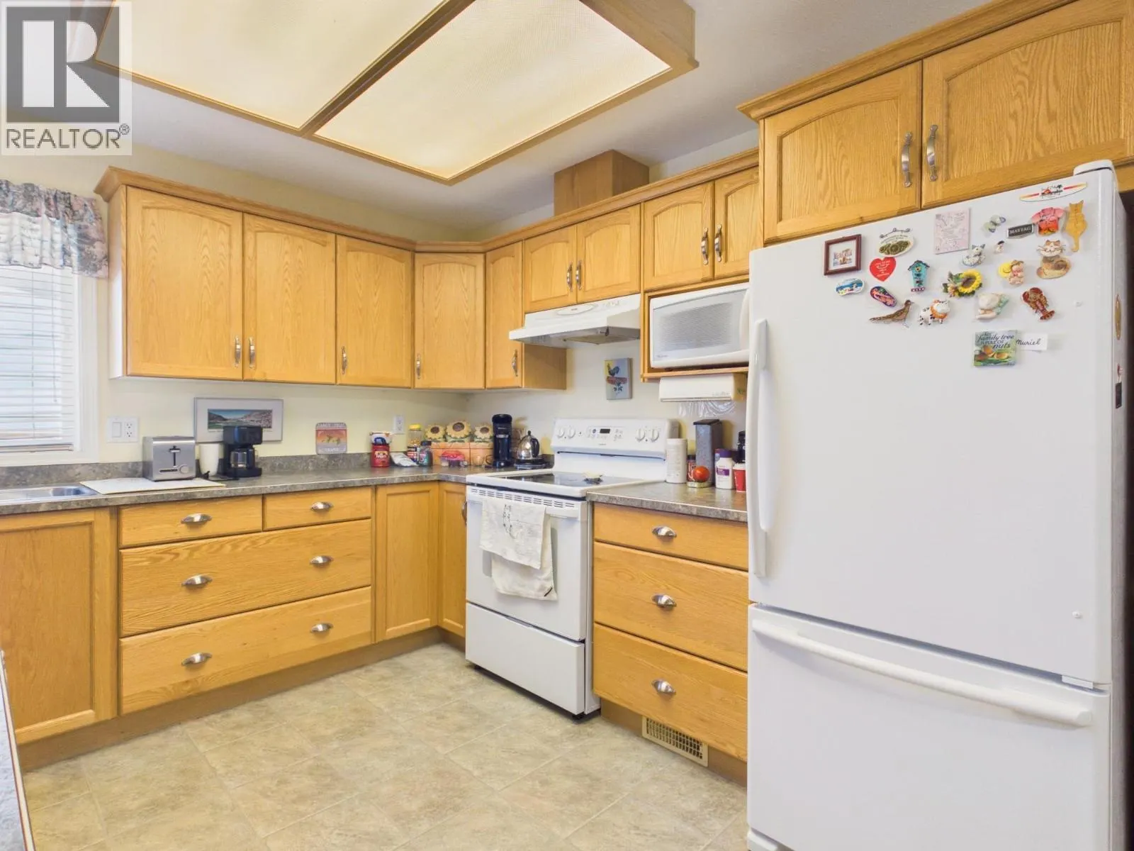 14 Poplar Court