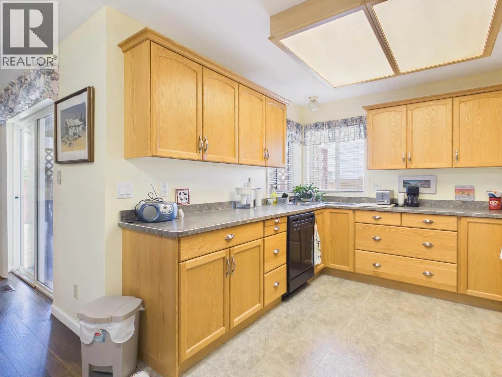 14 Poplar Court