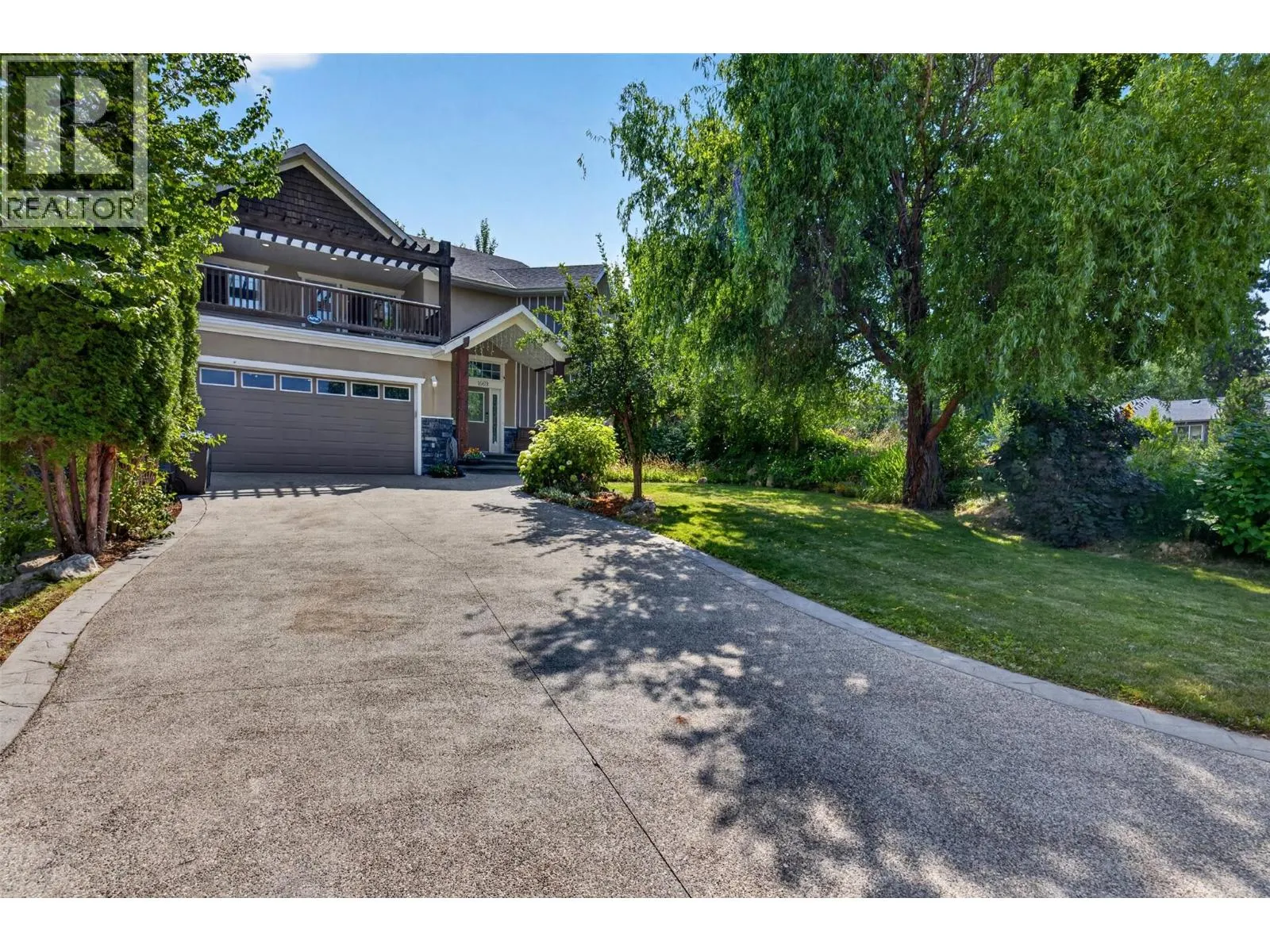 1669 Autumn Road