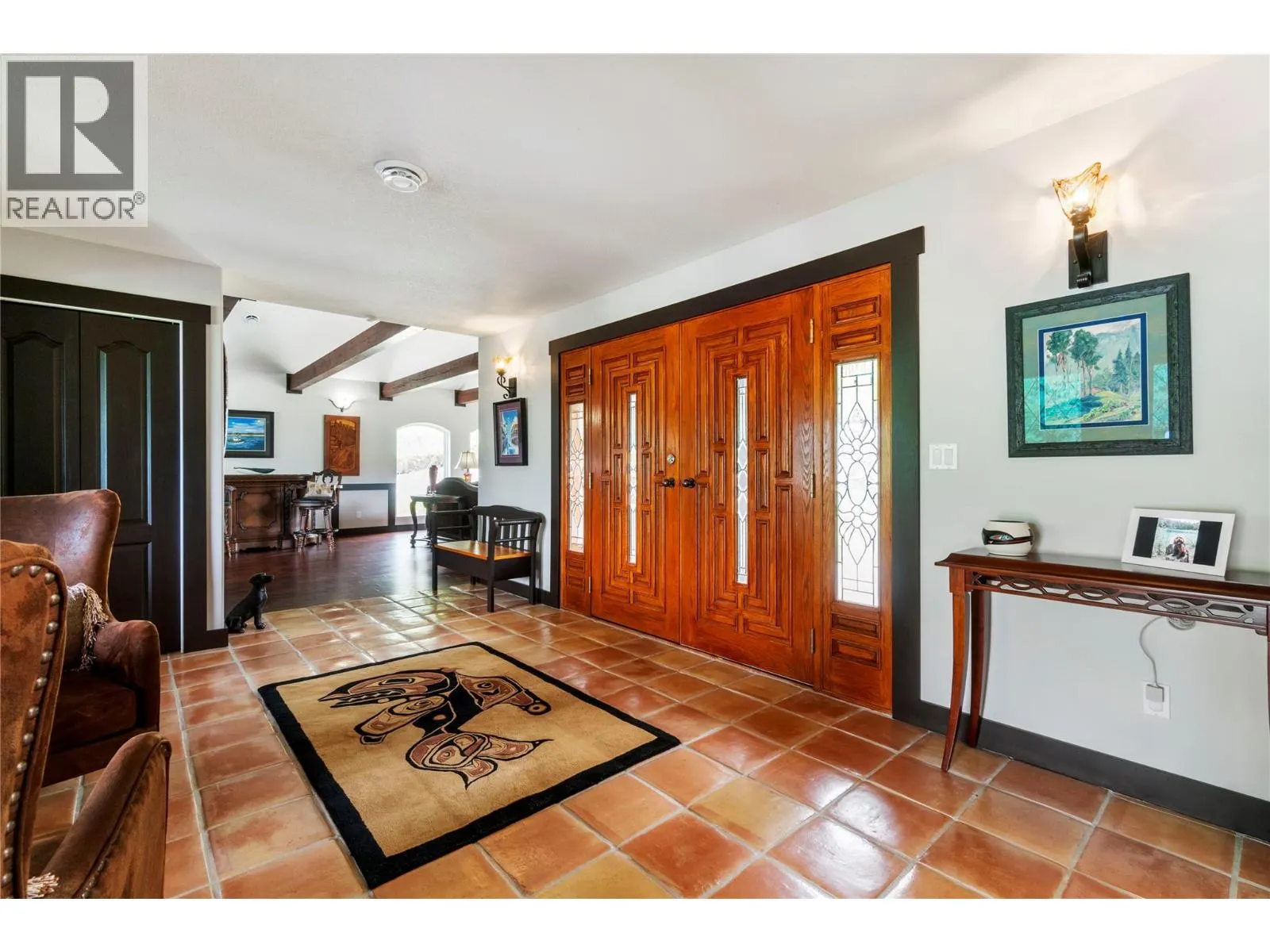 5121 IVY Road