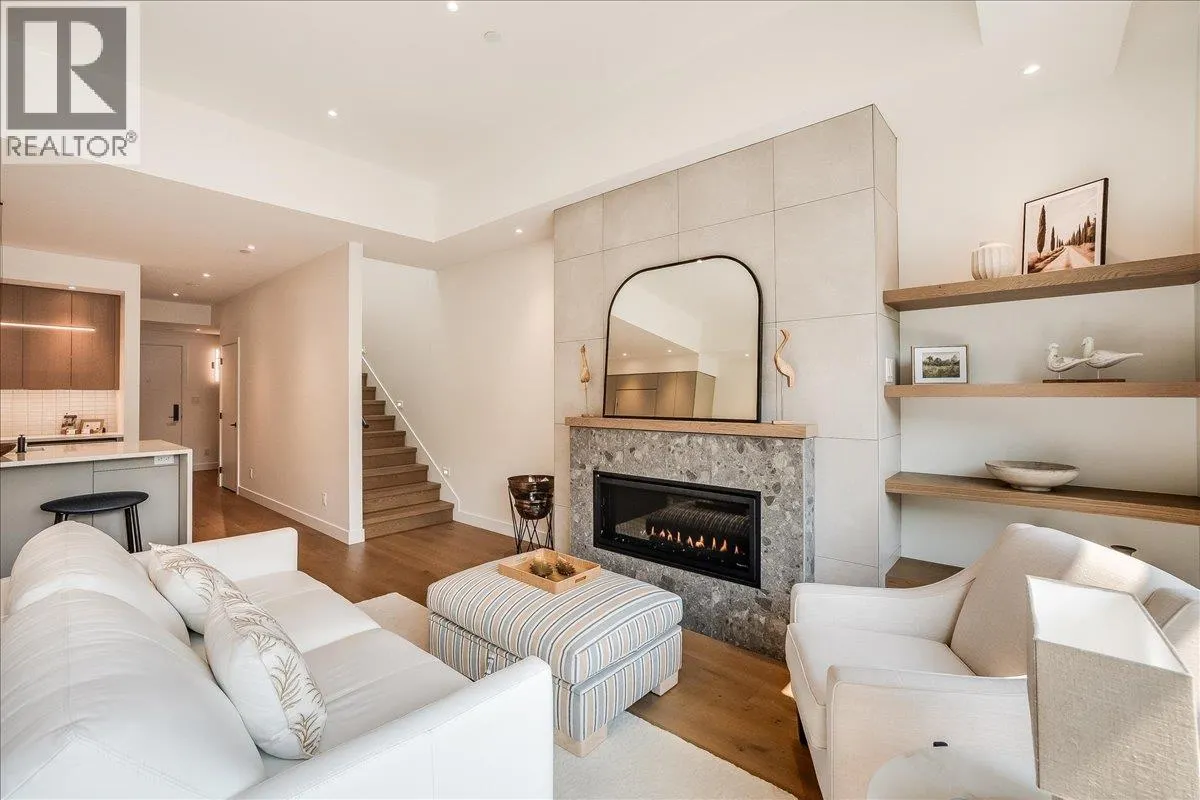 266 BAKER Street Unit# 17