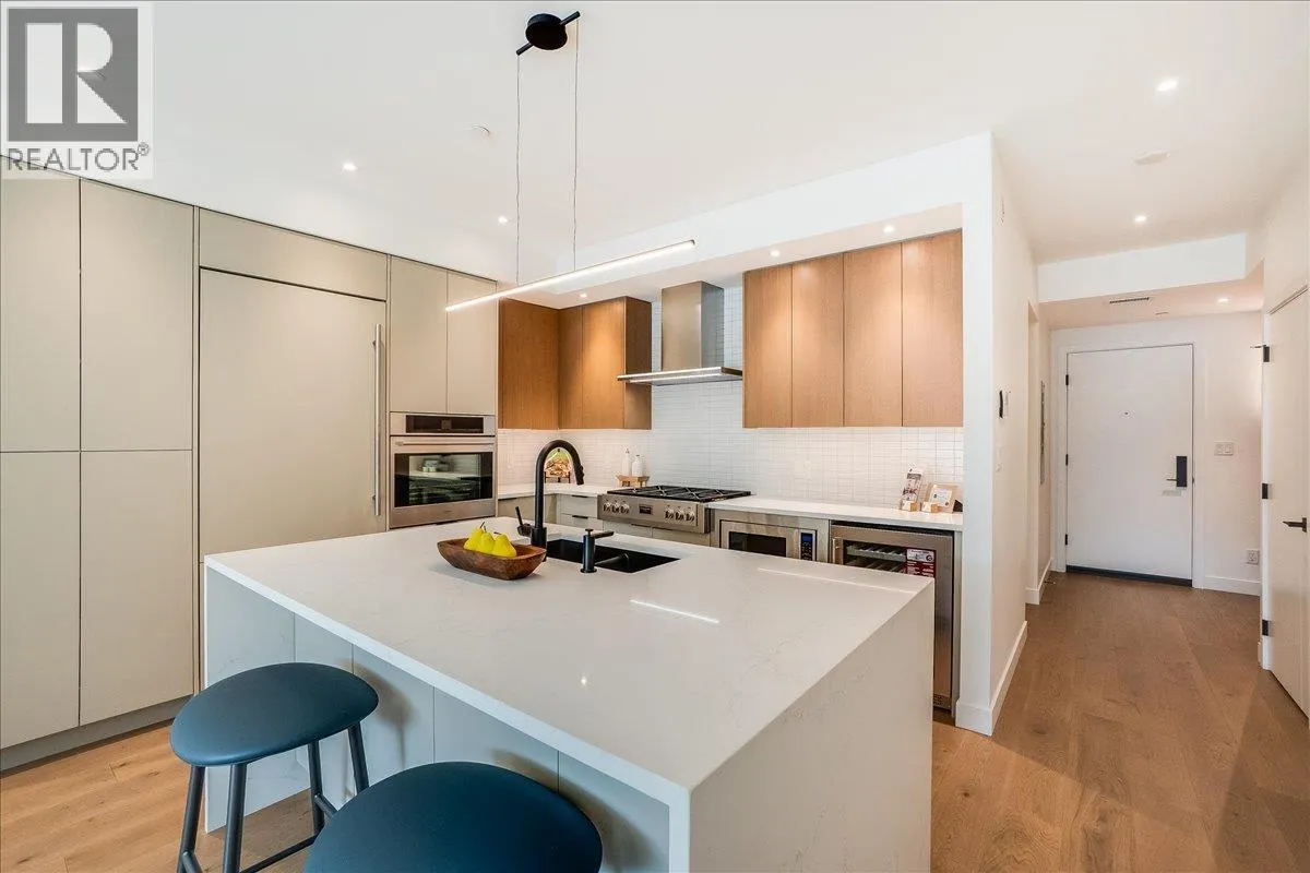 266 BAKER Street Unit# 17