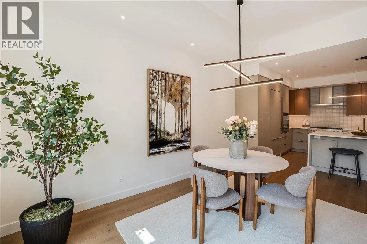 266 BAKER Street Unit# 17