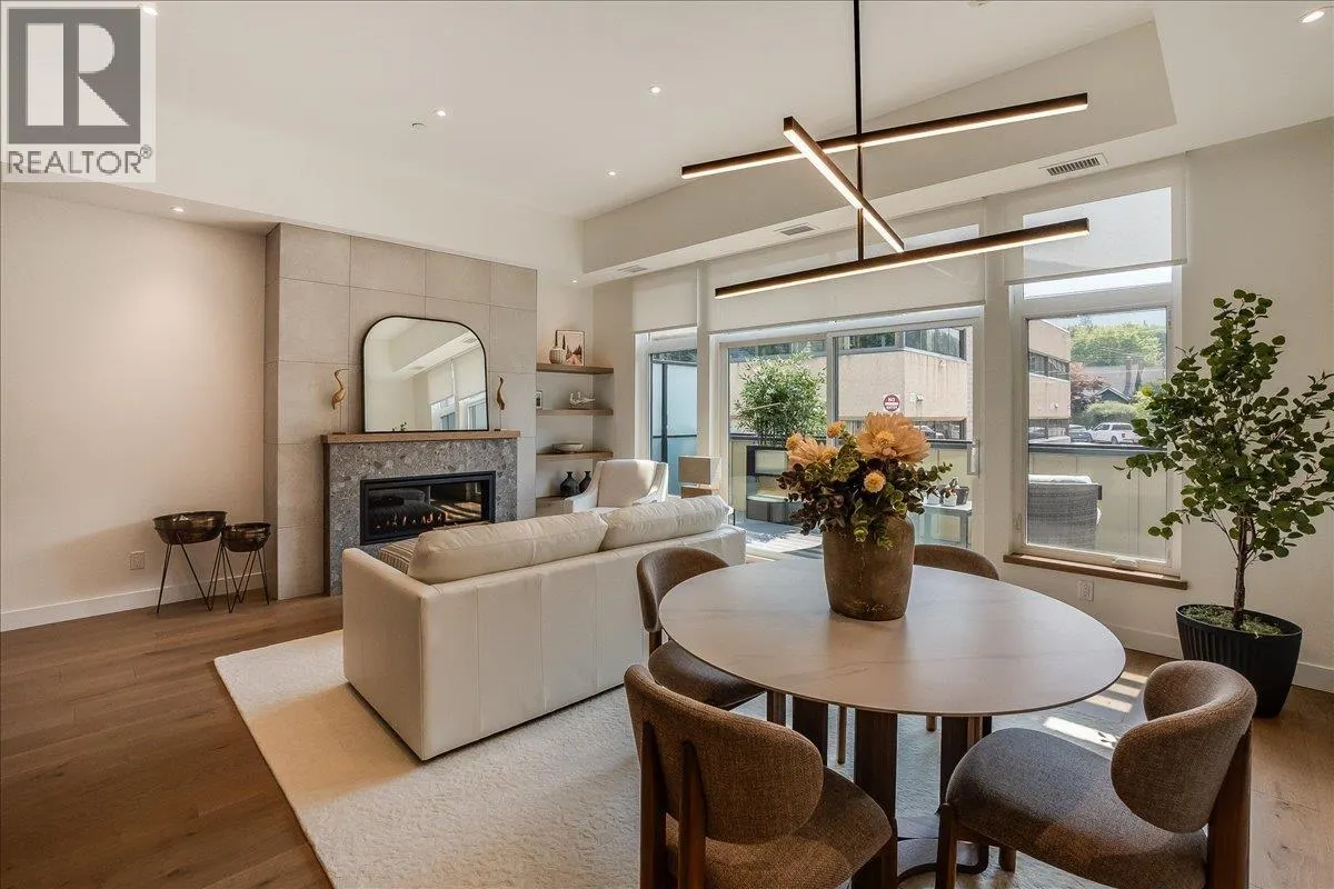 266 BAKER Street Unit# 17