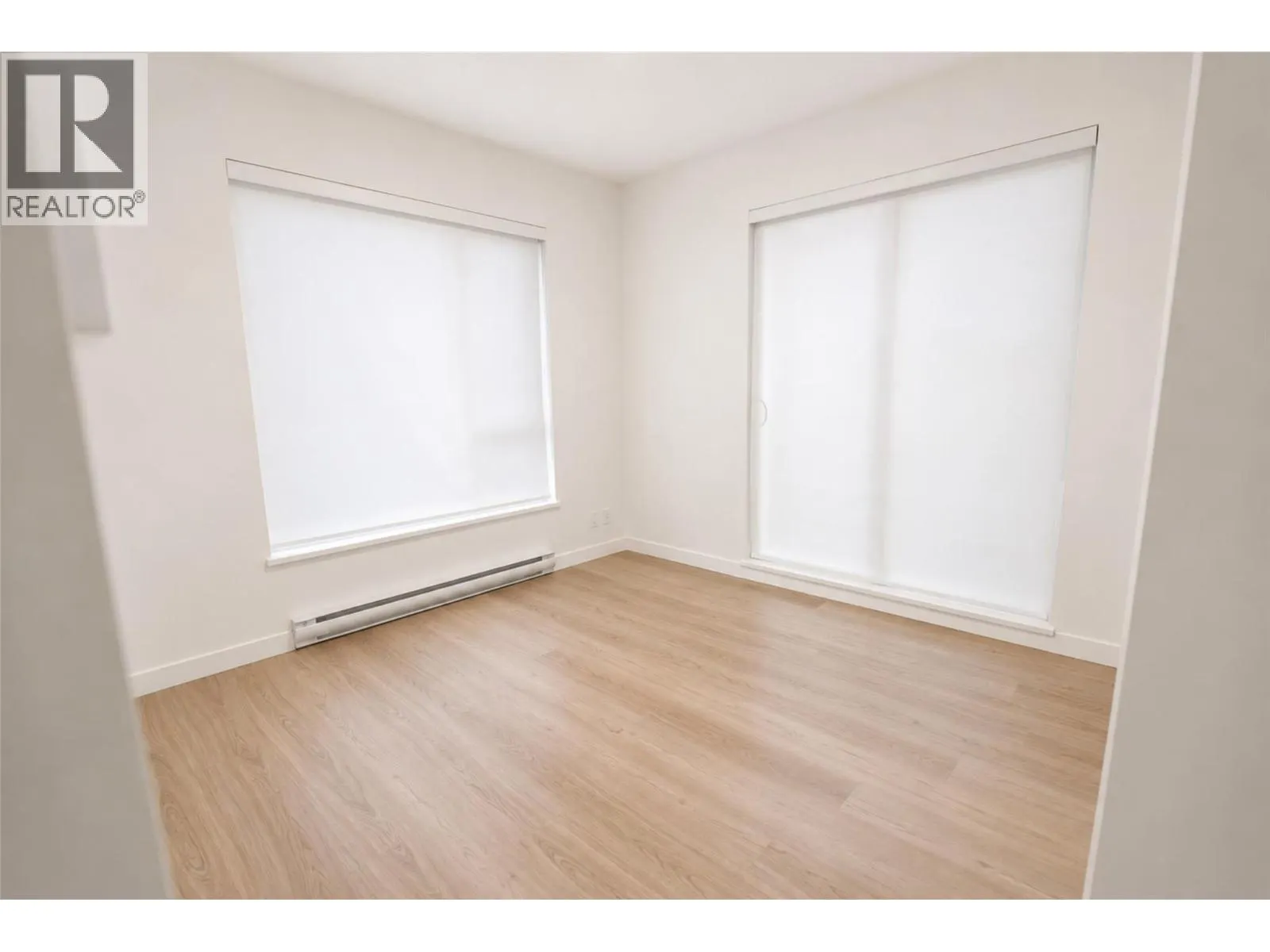 1380 Pridham Avenue Unit# 409