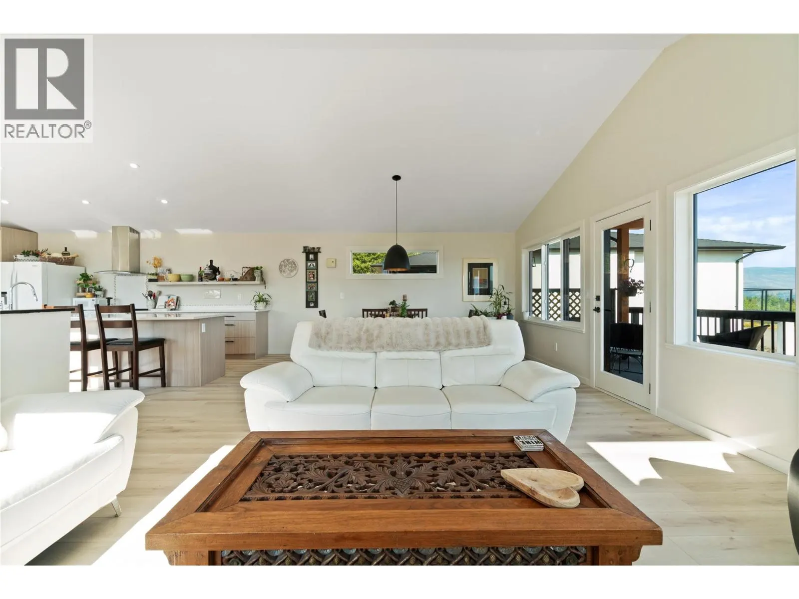 2545 Panoramic Way