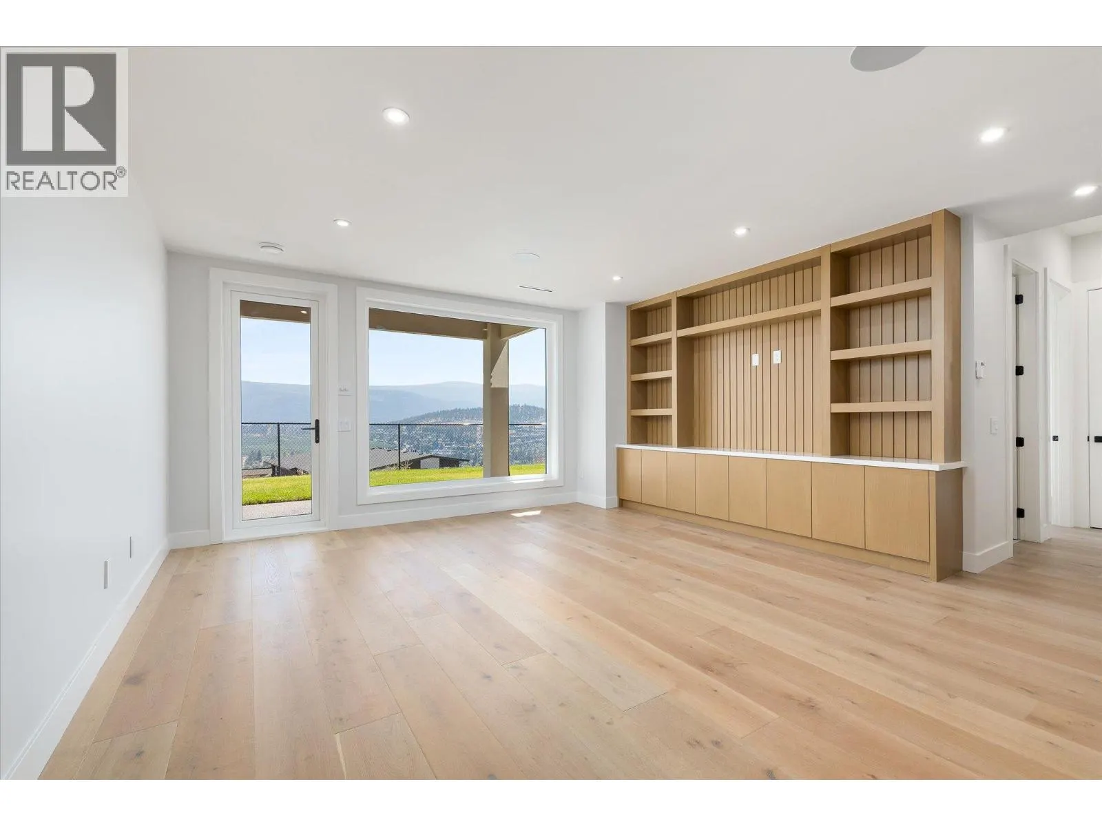 1082 Carnoustie Drive