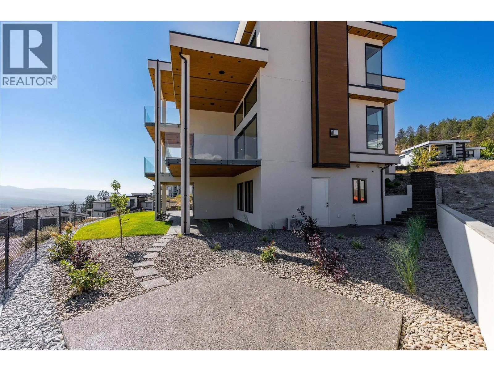 1082 Carnoustie Drive