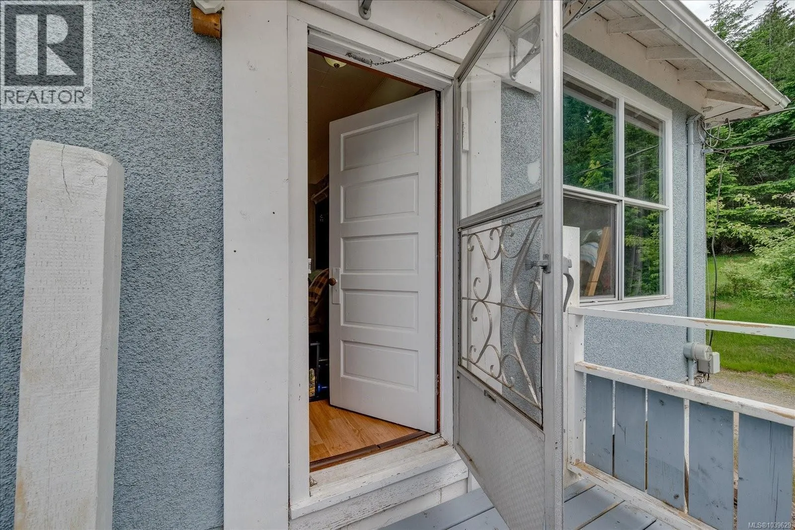 13520 Roundup Dr