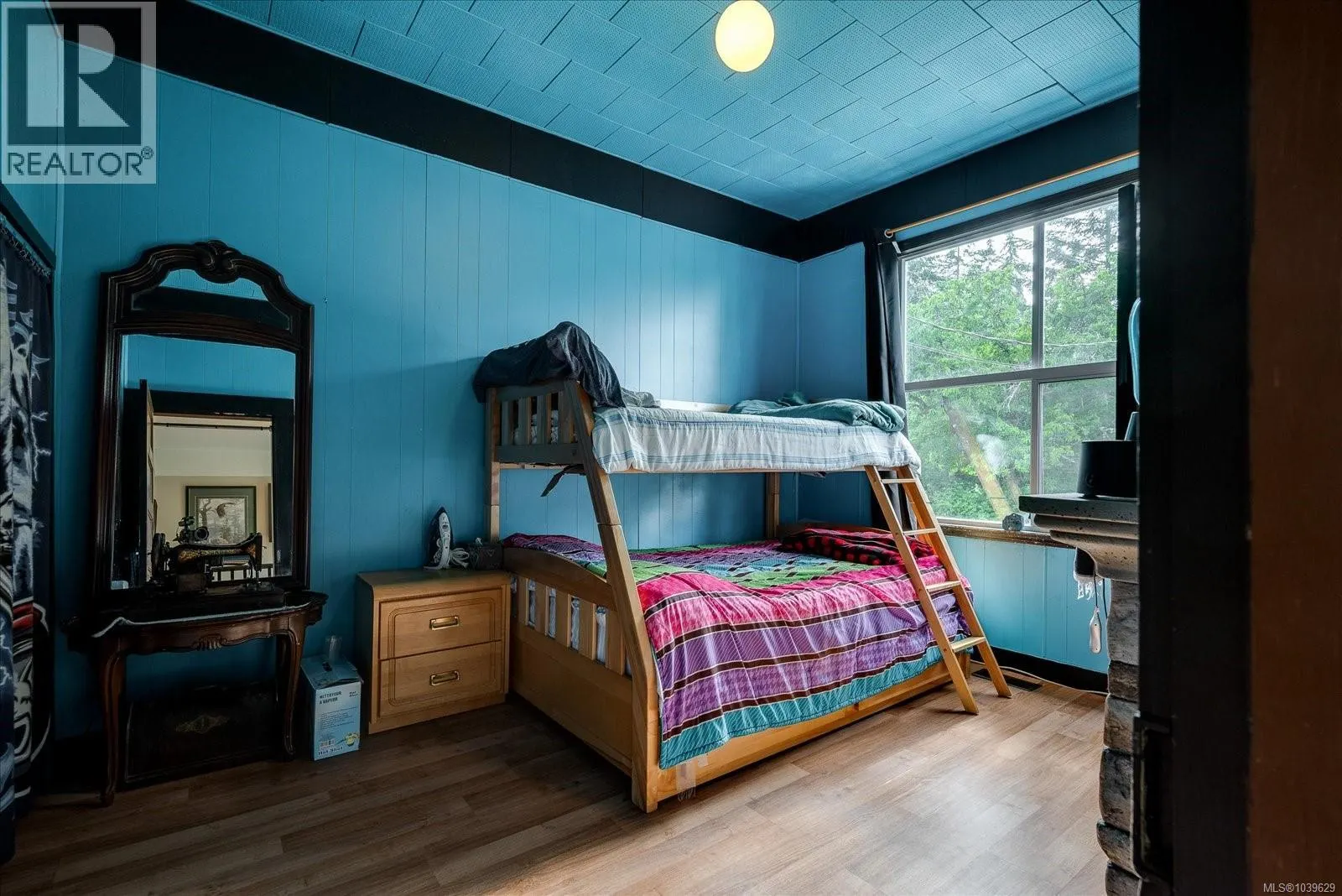 13520 Roundup Dr