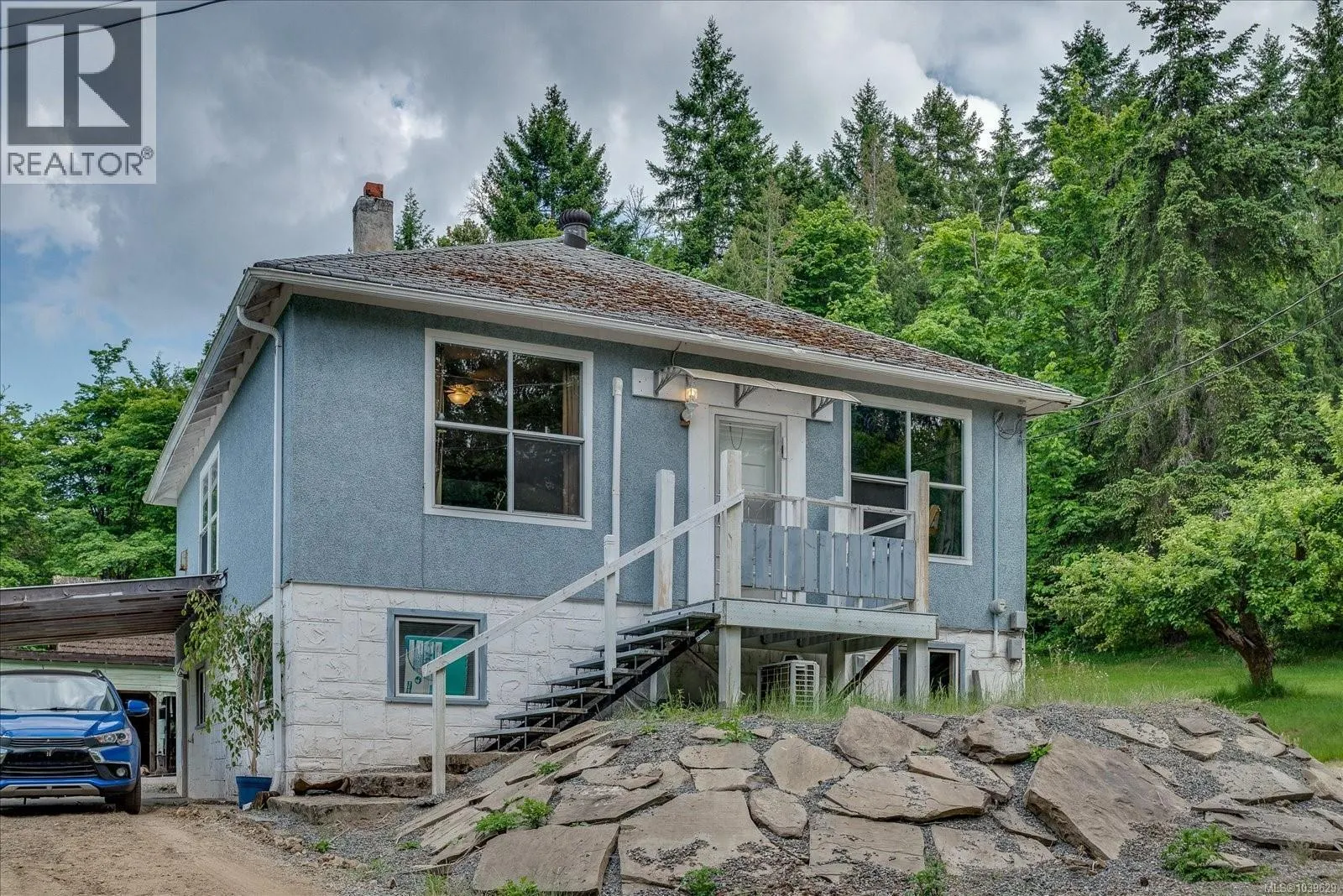 13520 Roundup Dr