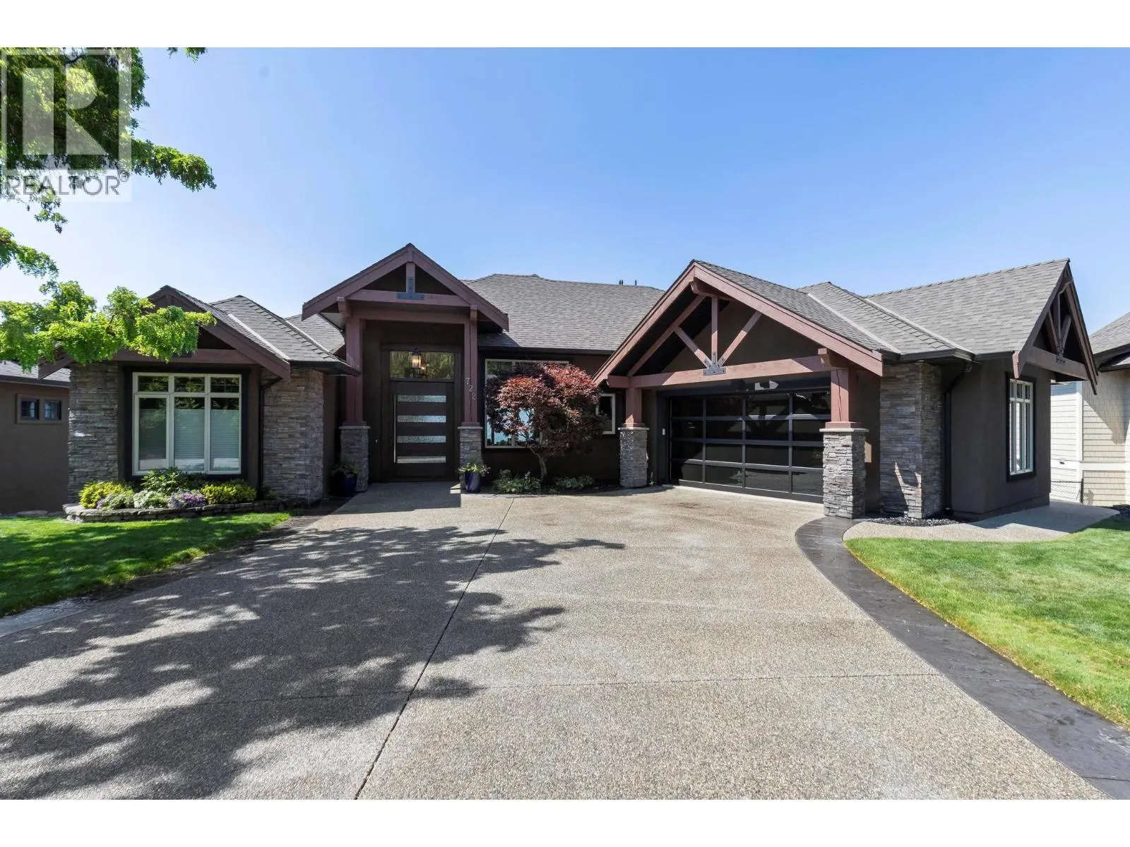 722 Kuipers Crescent