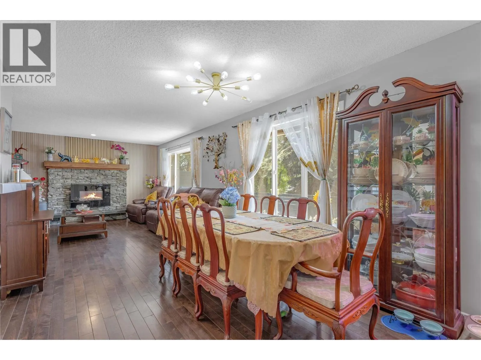1675 Thayer Court Unit# 1