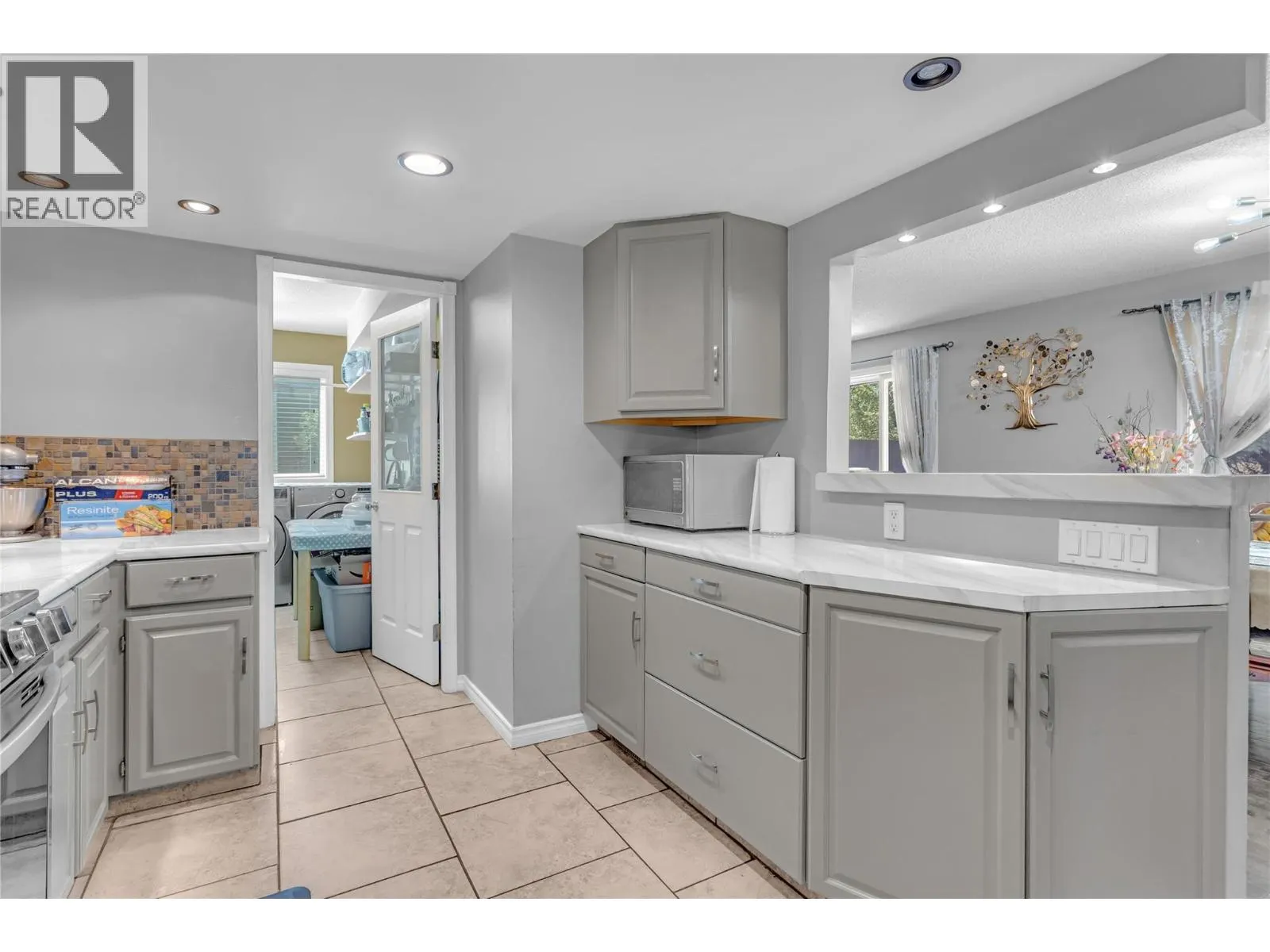 1675 Thayer Court Unit# 1