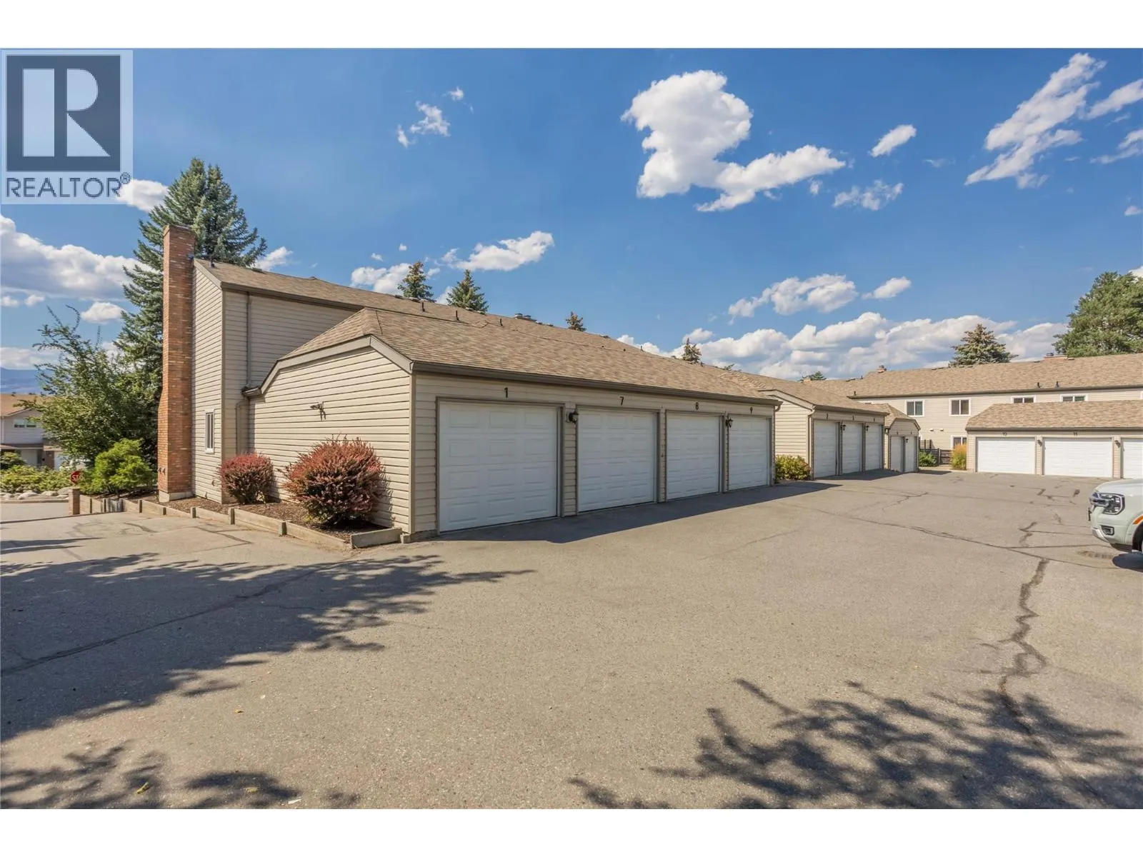 1675 Thayer Court Unit# 1