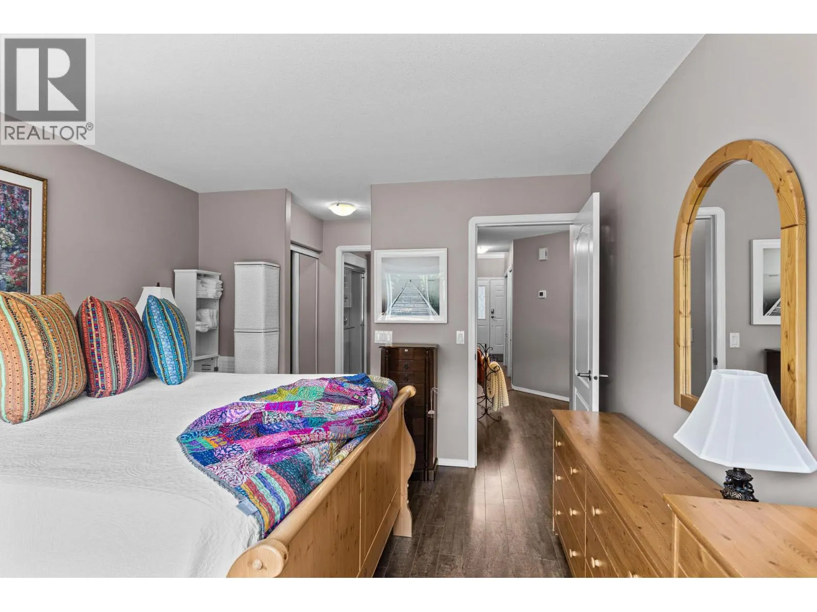 535 Glenmeadows Road Unit# 11