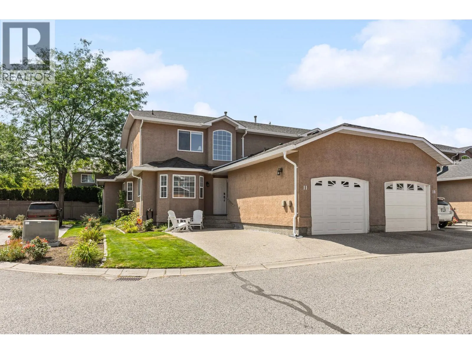 535 Glenmeadows Road Unit# 11