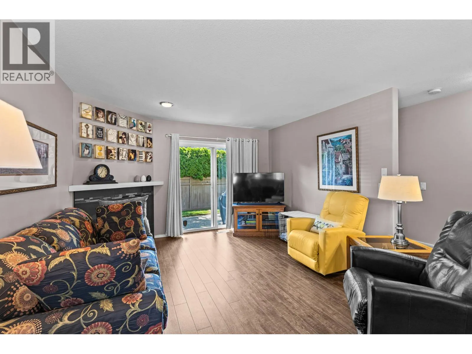 535 Glenmeadows Road Unit# 11