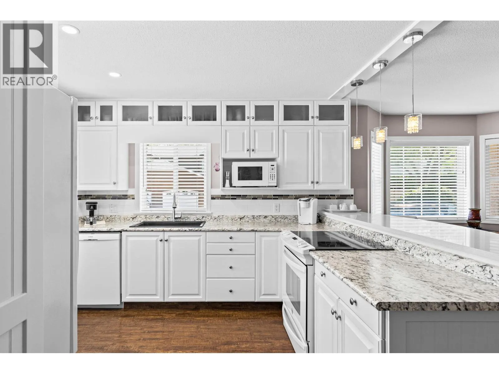 535 Glenmeadows Road Unit# 11
