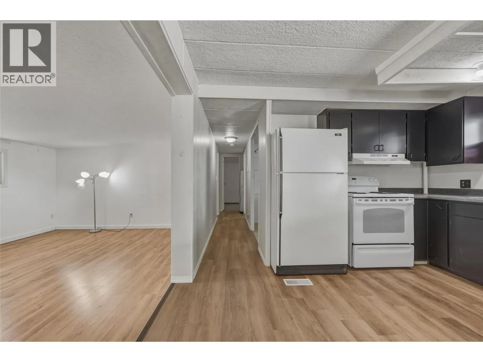 4137 Spallumcheen Drive Unit# 16