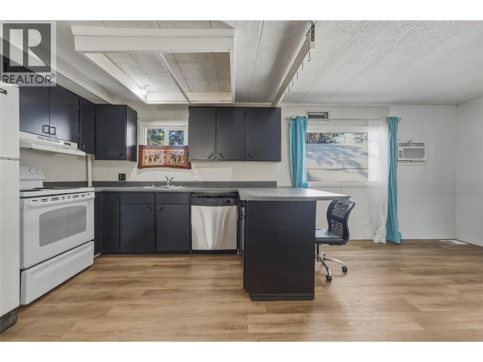 4137 Spallumcheen Drive Unit# 16