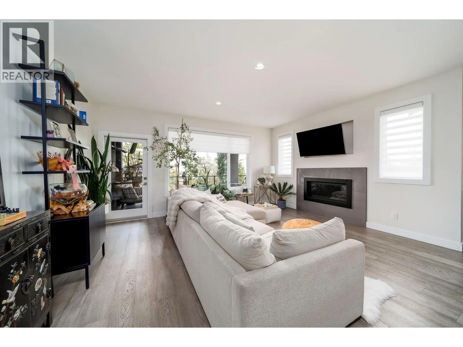 1349 Rocky Point Drive Unit# 2