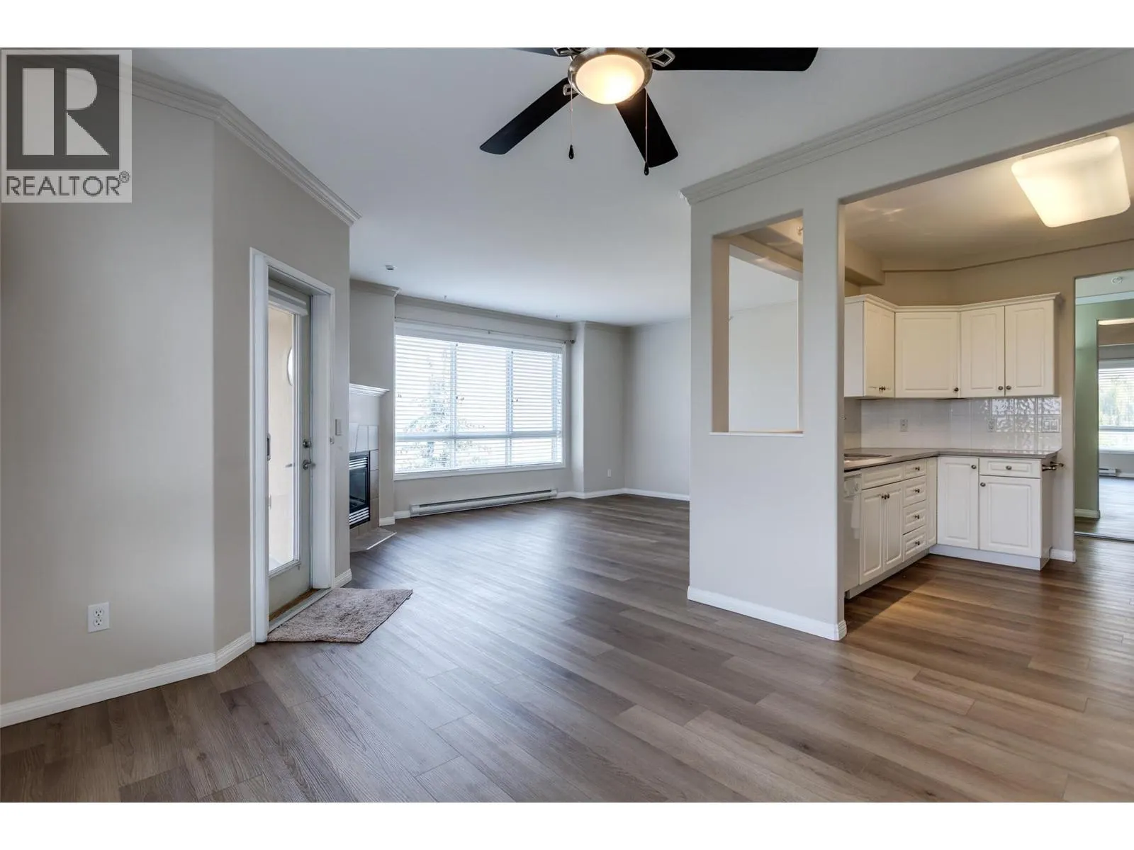 1962 Enterprise Way Unit# 401