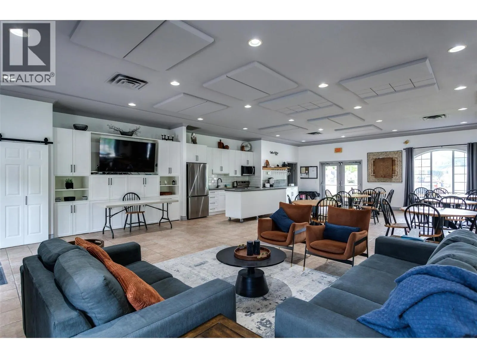 1962 Enterprise Way Unit# 401