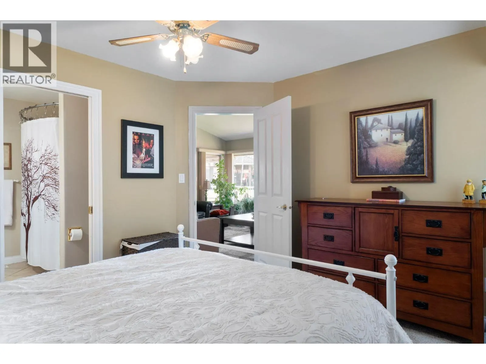 2550 Golf Course Drive Unit# 11
