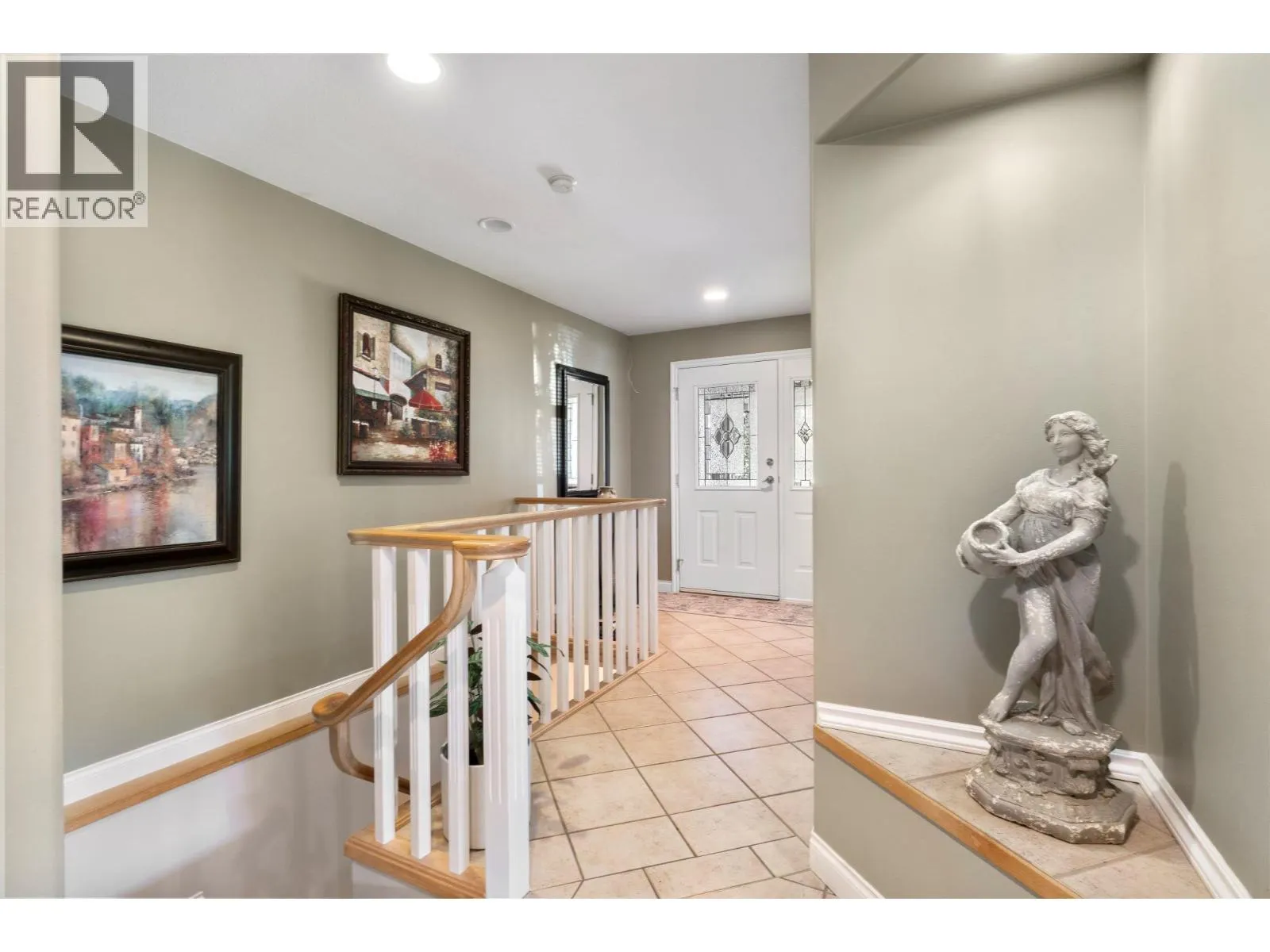 2550 Golf Course Drive Unit# 11