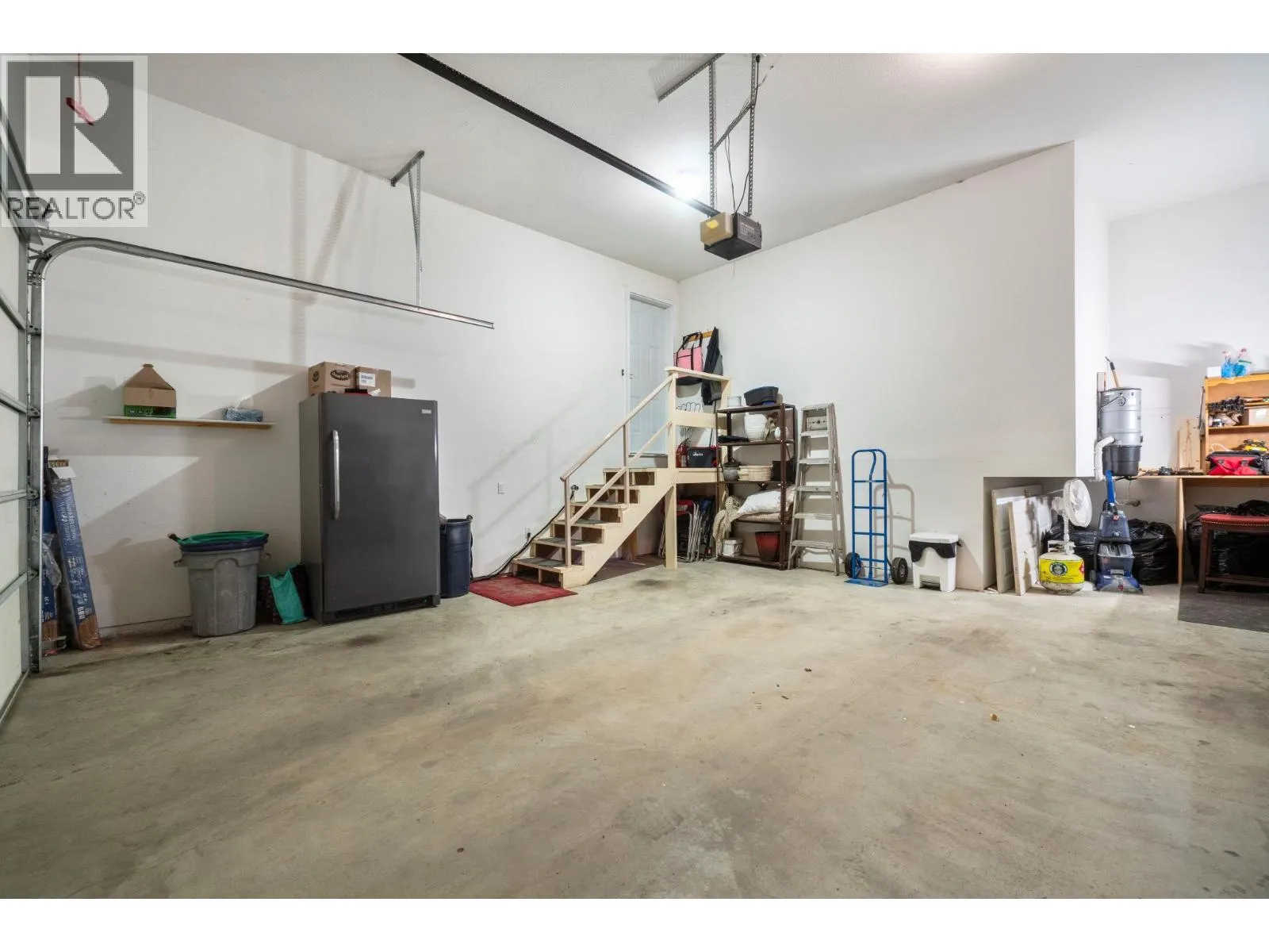 2550 Golf Course Drive Unit# 11