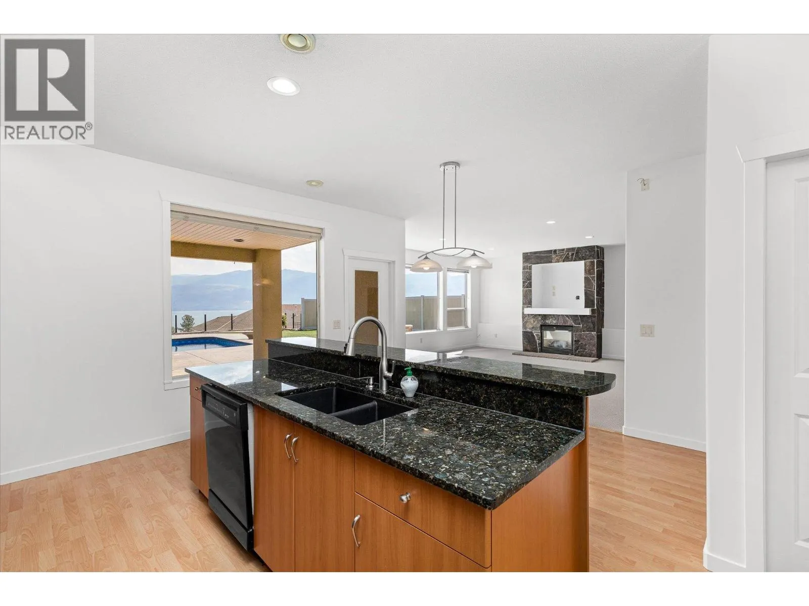 1581 Gregory Road