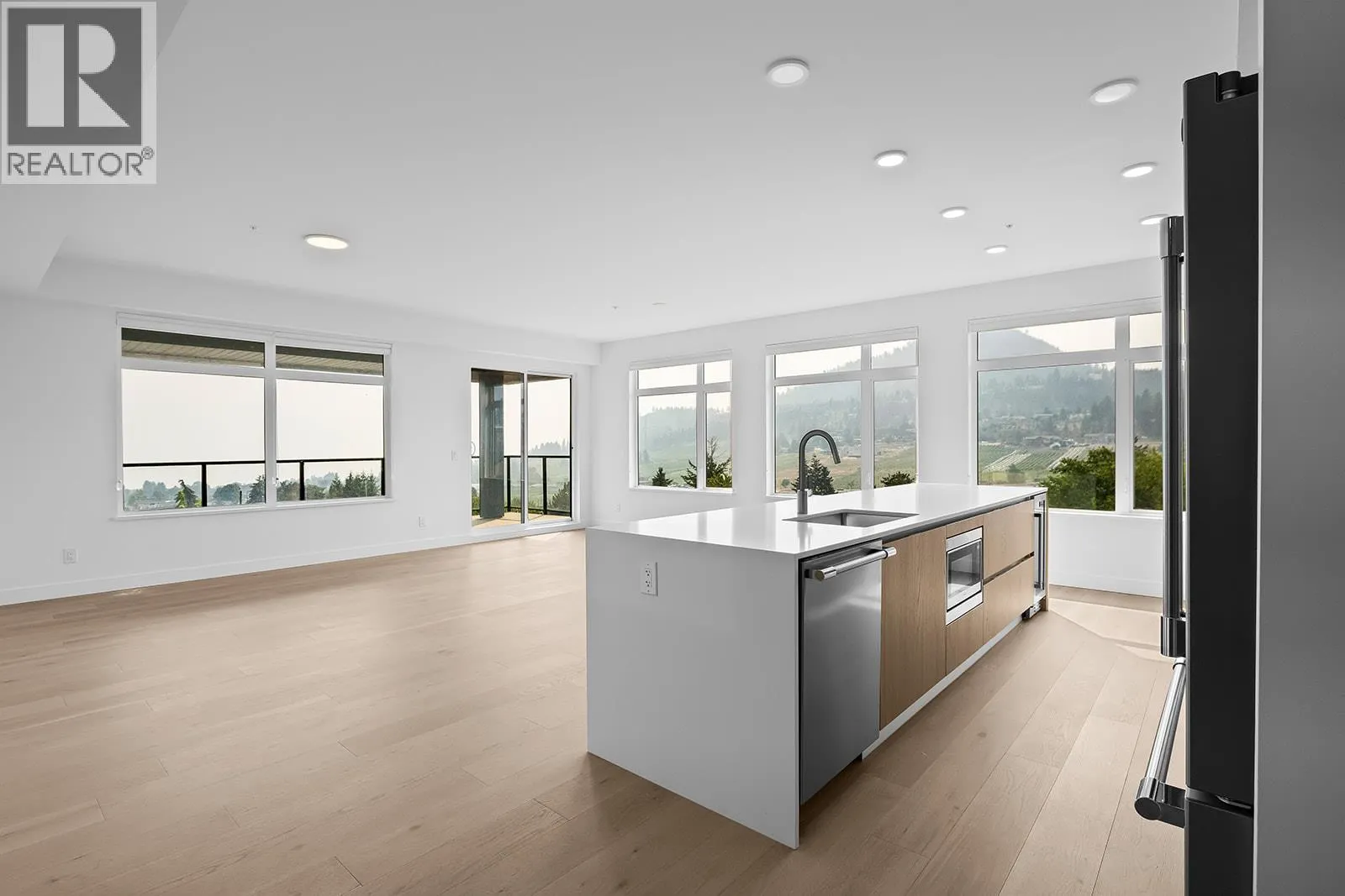 2760 Olalla Road Unit# 204