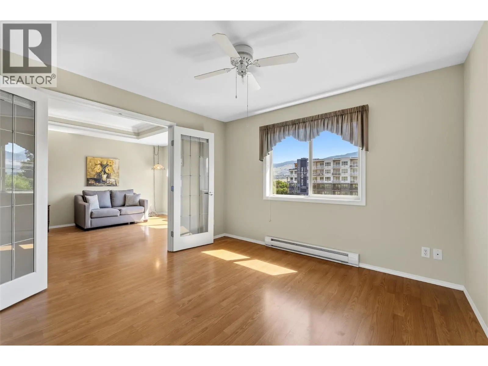 265 Froelich Road Unit# 401
