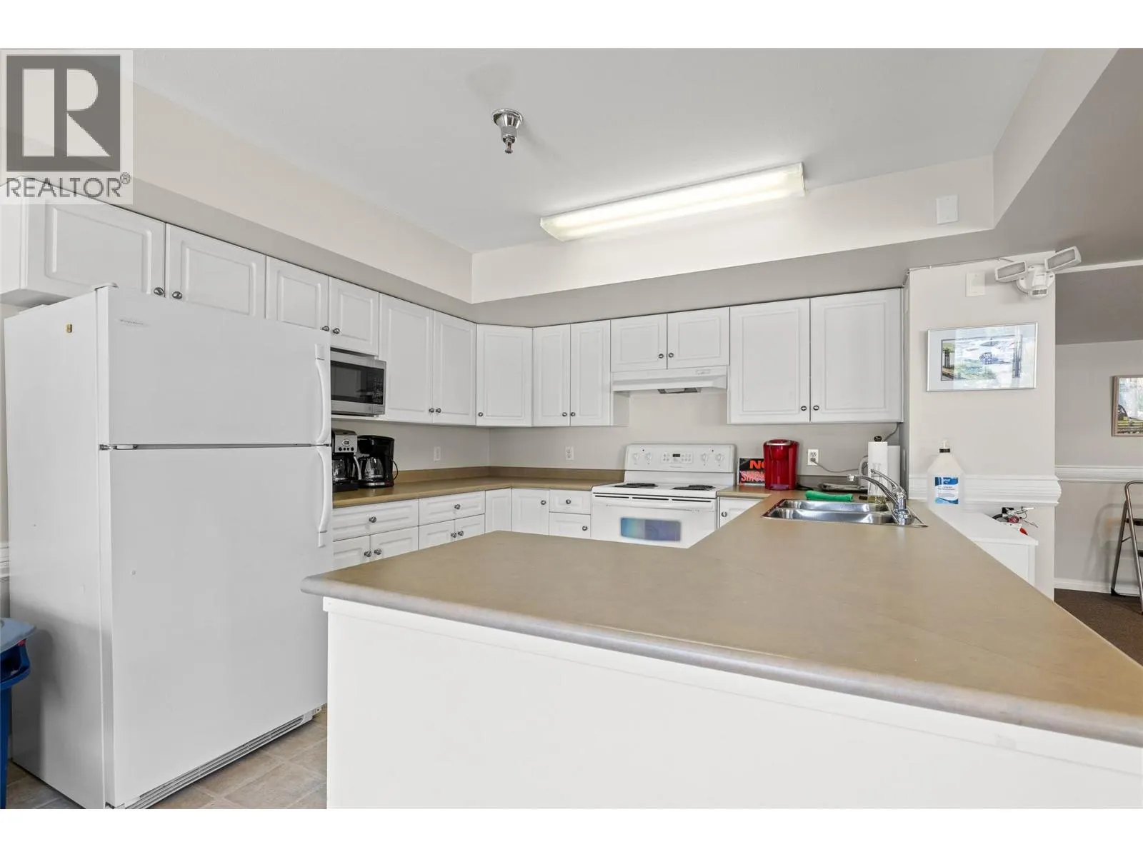 265 Froelich Road Unit# 401