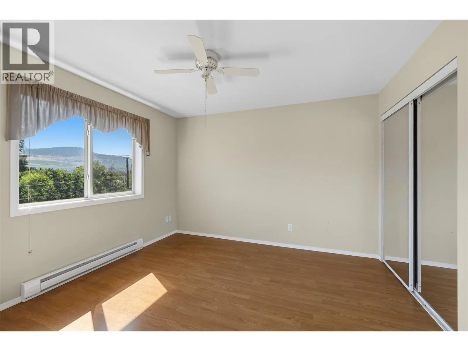 265 Froelich Road Unit# 401