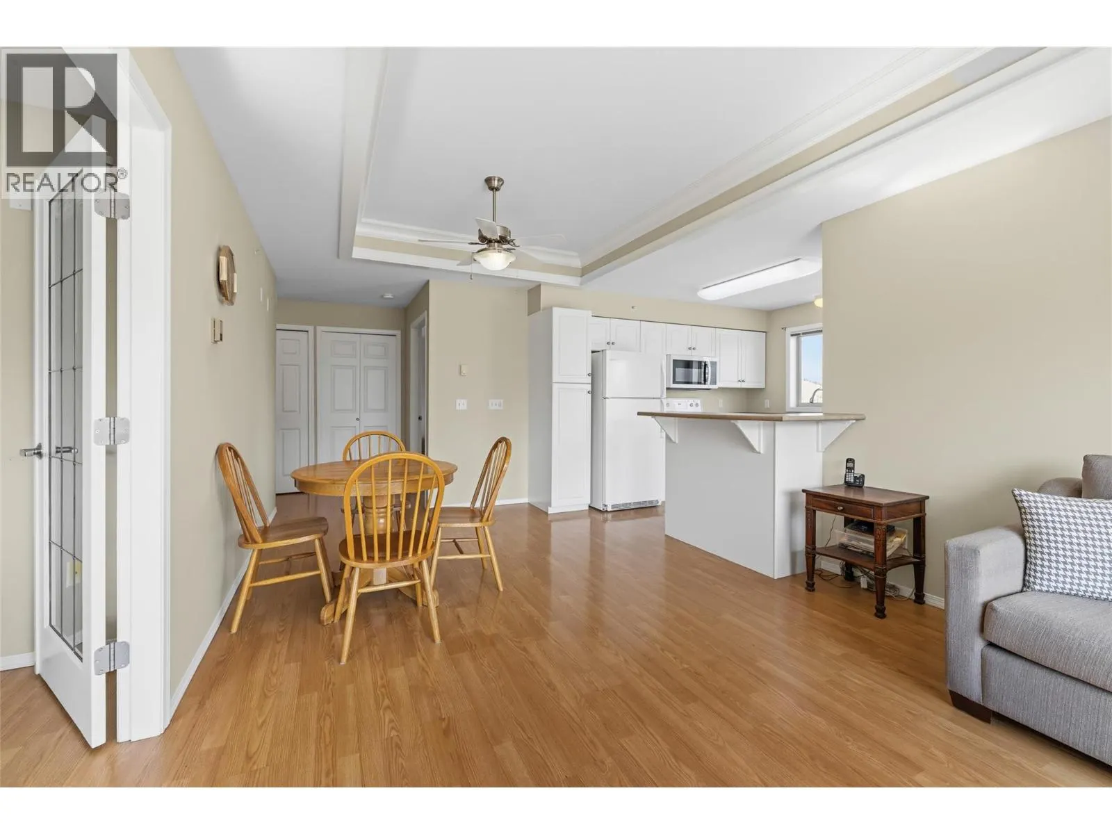 265 Froelich Road Unit# 401