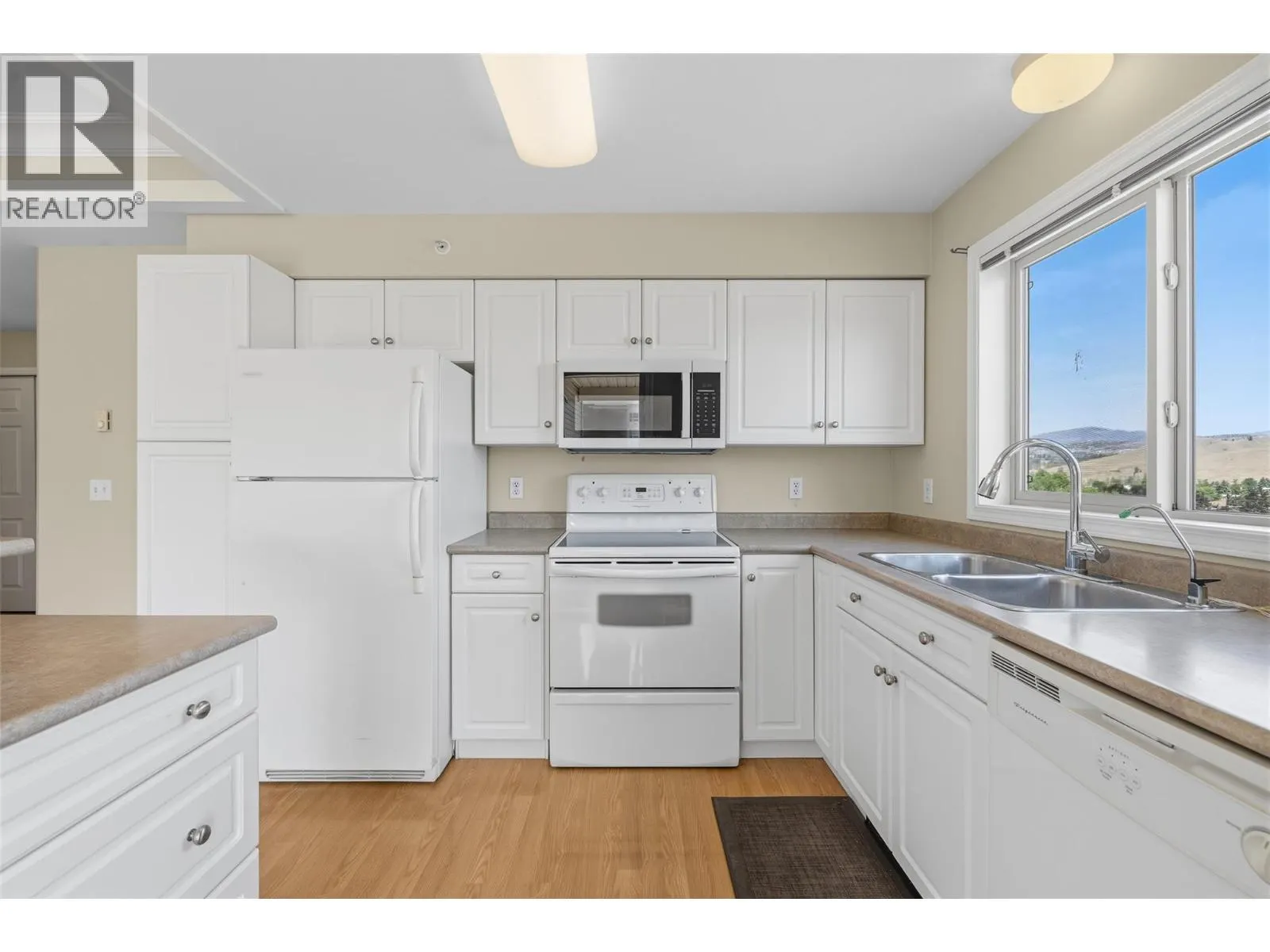 265 Froelich Road Unit# 401
