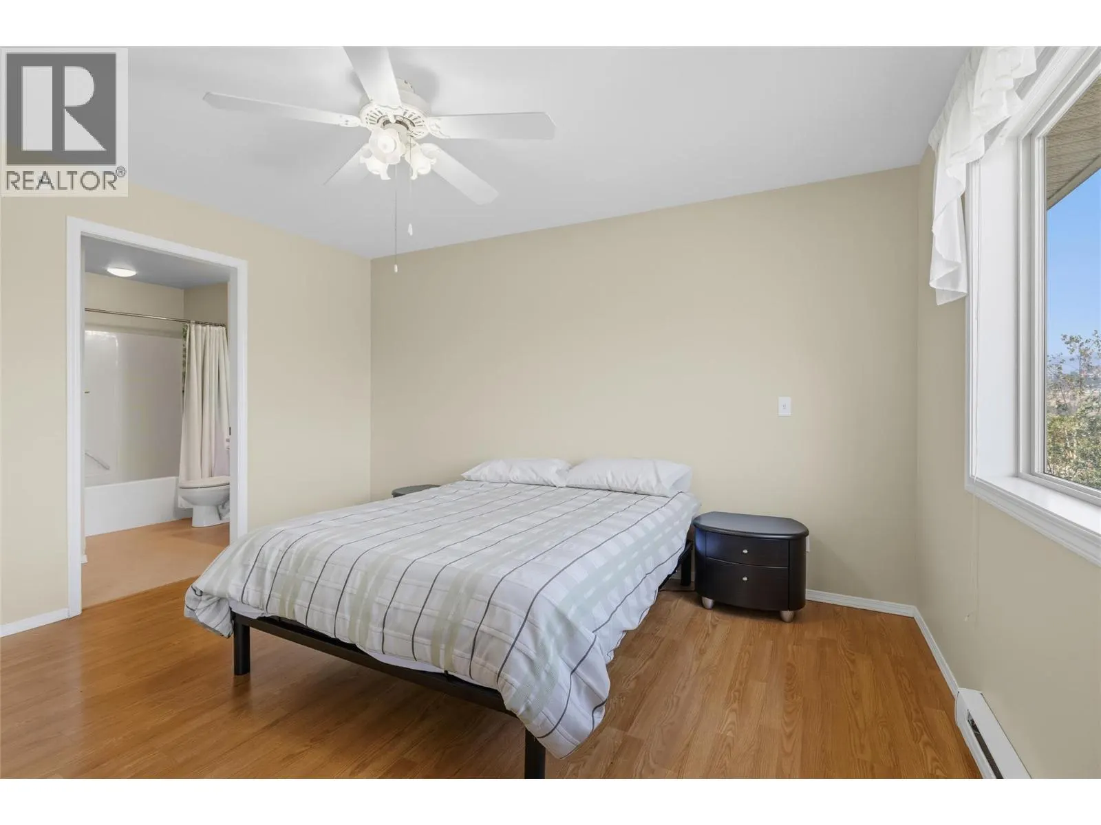 265 Froelich Road Unit# 401